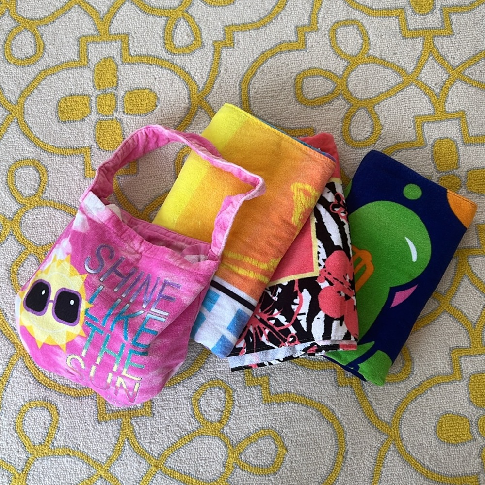 Set of 4 Kid’s Beach/Pool Towels